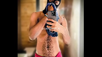 Eu cheirando a minha cueca suada e esporrada em 3d pra vocês #cueca #fetiche #pig