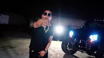 Perrear fumar chingar