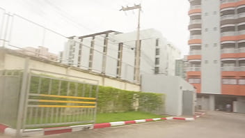 Girl from the streets rejects me cause i'm ugly