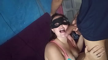 Casada hotwife puta do comedor de 25cm faz corno virar voyeur ficar só na punheta