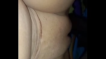 Curnudo el nuevo vecino ya me follo mientras trabajas