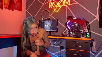 Horny latina gets naughty and plays with her sweet pussy part 2 anita miller