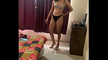 Niyati walking the ramp in leopard polka dots