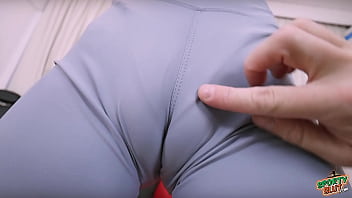 Incredible cameltoe on such a petite babe