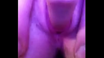 Y pussy fingering close up