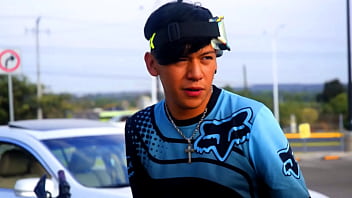 Hondureño se coje la pista