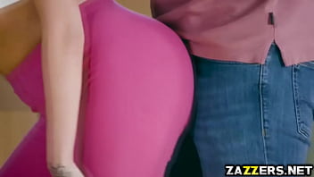 Keiran Lee Screwing That Shaved Pussy With His Big Cock thumbnail