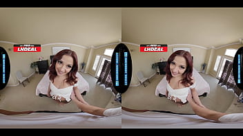 Vanessa marie offers her pussy in vr