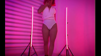 Colombian slut dances to make some dough Colombian slut dances to make some dough