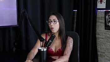 Gosta de apanhar mas não gosta de bater foi capa da revista sexy acha que homens tem medo dela e pensou em desistir do reality luciana picchi sheer red