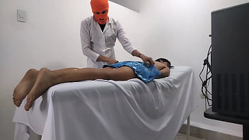 Change of plans doctor was going to give massage to female patient but the patient turned out to be a whore and quickly set him up