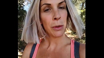 Prête et en tenue pour ma randonnée défi me faire casser la chatte par un