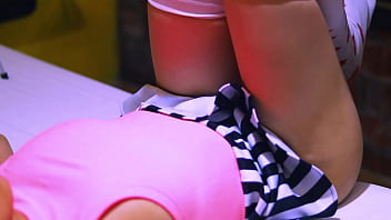 Hermana linda y el compañero de su