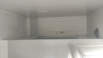 Man with a big dick is going to wax