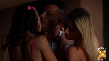 J’offre une fille à mon mec et on le baise ensemble