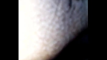 Pamela tiene la garganta profunda