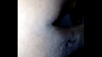 Pamela tiene la garganta profunda