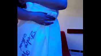 Mi puta colombiana arabelmelody en pleno jacuzzi madeinperu