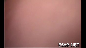 Beautiful floozy enjoys deep love tunnel bang