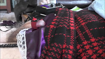 Hands free cum using electro tool