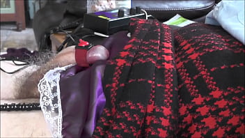 Hands free cum using electro tool