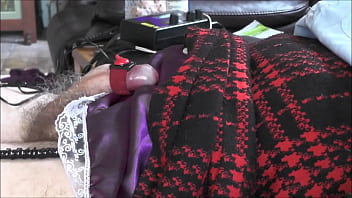 Hands free cum using electro tool