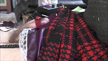 Hands free cum using electro tool