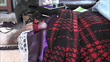 Hands free cum using electro tool