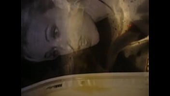 Pee on kate gosselin 5