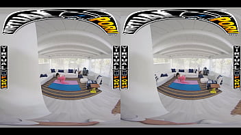 Virtual porn yoga slut violet gems can't stay off my dick