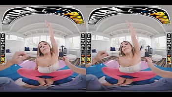 Virtual porn yoga slut violet gems can't stay off my dick