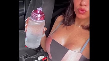 "ariane ribeiro" malhando na academia