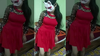 Boyfriend is drilling her pussy when hubby is not at home