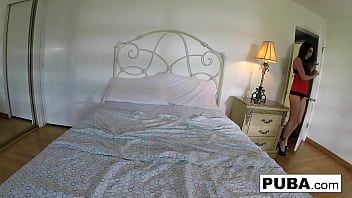 Hot babe masturbates