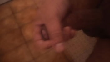 Gustavo batendo punheta Gustavo batendo punheta