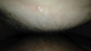 เลียหีแล้วเอาควยให้ดูดอมควยจนน้ำแตกใส่ปาก