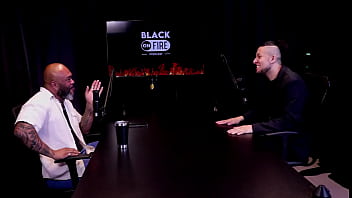 Sexo anal nada mais é do que dor seu primeiro atendimento foi engraçado e quando teve que ensinar um marido cadu sem fôlego watch sheer red