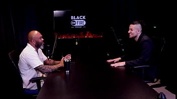 Sexo anal nada mais é do que dor seu primeiro atendimento foi engraçado e quando teve que ensinar um marido cadu sem fôlego watch sheer red