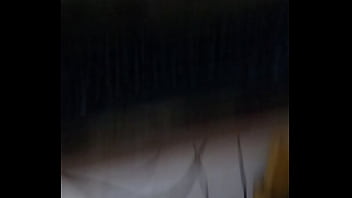 Dando o cu profundamente