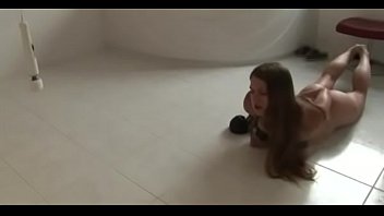 Aphrodisiac lady is rubs her clit