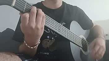Manipulando abruptamente mi guitarra de carne