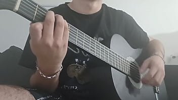 Manipulando abruptamente mi guitarra de carne