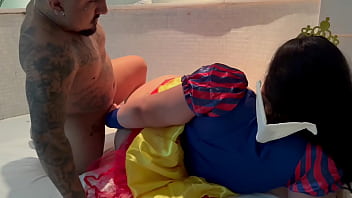 Toda branca de neve tem seu dunga pauzudo que come seu cu guloso