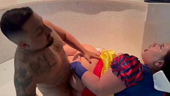 Toda branca de neve tem seu dunga pauzudo que come seu cu guloso