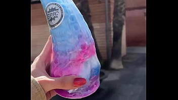 Por las calles de barcelona luciendo mi nuevo y más deseado juguetito ️ miorgasmostore