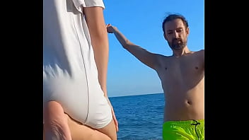 #hot #beach #outdoor #glasses #ass #backstage