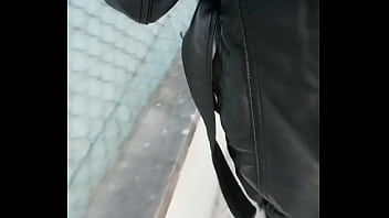 Petite vidéo pour te mettre dans l'ambiance de mon prochain premium d'exhib