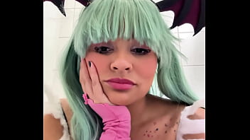 Public toilet farts at cosplay con gassy bbw in cosplay