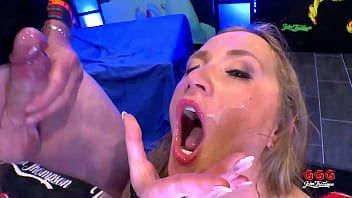 Ggg john thompson cock horny girsl and theyr first gangbang