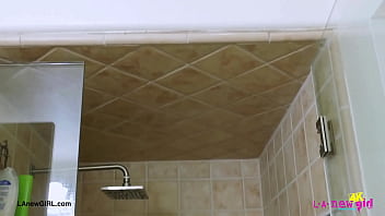 Blonde babe with a killer smile enjoyed a sensual bath